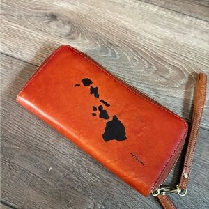 Hawaii Leather Wristlet Wallet | Brown Zip Around Clutch